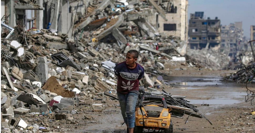 Media: fuoco d’artiglieria israeliano su Gaza City. Lunedì voto sulla risoluzione Usa all’Onu