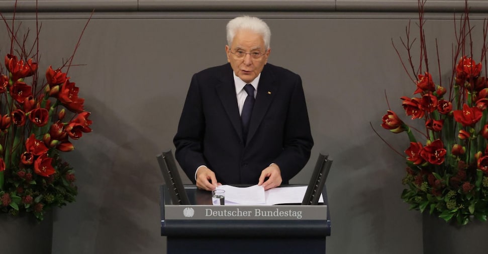Mattarella al Bundestag: oltre il 90% di vittime civili. «Non rimanga ignorato e impunito»