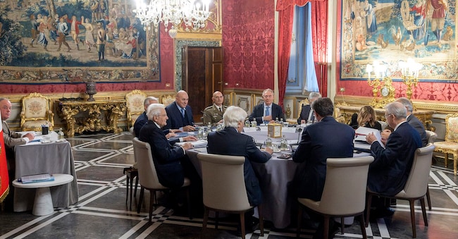 IL PRESIDENTE MATTARELLA ALLA RIUNIONE DEL CONSIGLIO SUPREMO DI DIFESA IL PRESIDENTE MATTARELLA ALLA RIUNIONE DEL CONSIGLIO SUPREMO DI DIFESA