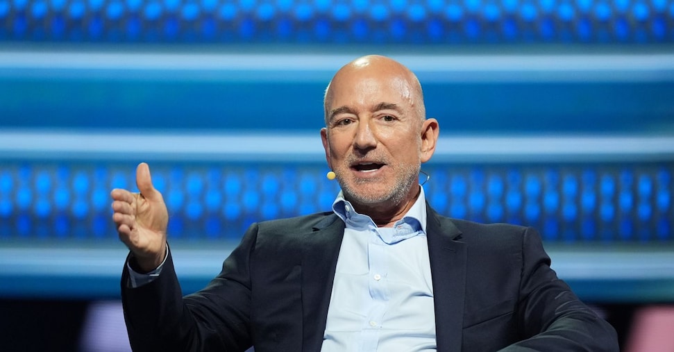 La seconda volta di Bezos: è il nuovo ceo di una startup dedicata all’AI