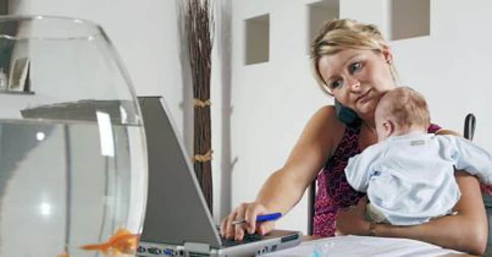 Lavoro extra Ue, primo sì al Dl Flussi. Anche le baby sitter per bimbi piccoli tra i 10mila ingressi fuori quota