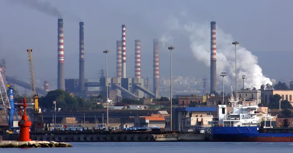 Ex Ilva, sciopero da mercoledì. I sindacati: «È mancato il senso di responsabilità». Governo: confronto resta aperto, no estensione Cig