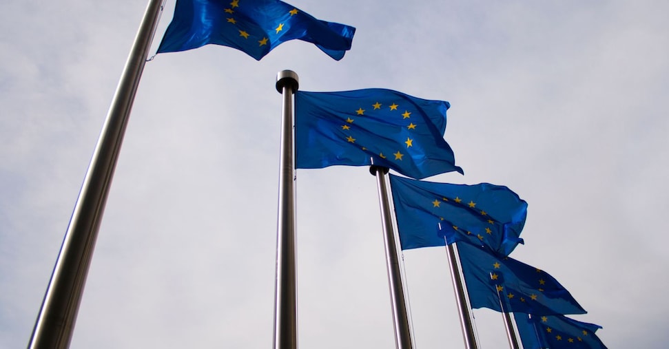 le nuove regole europee per PMI e intelligenza artificiale