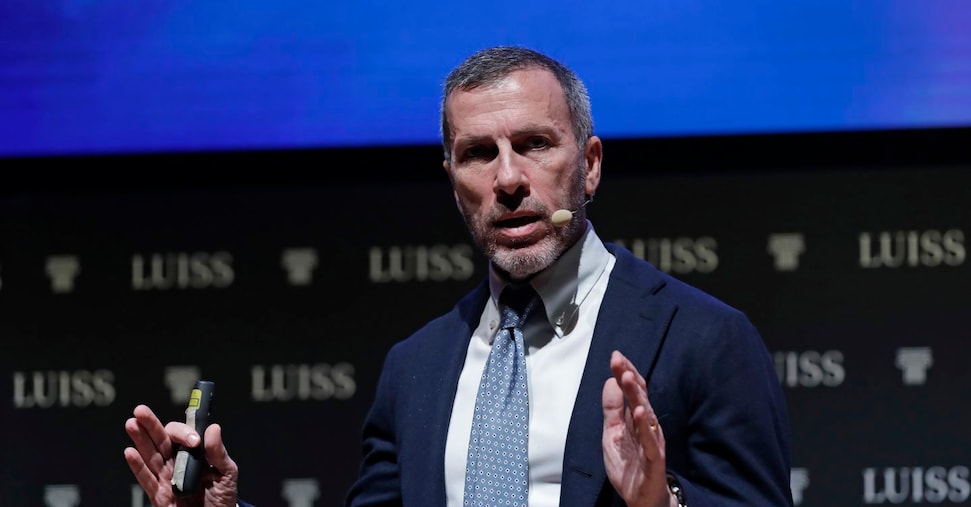 Frequenze 5G, il Governo apre al rinnovo non oneroso dei diritti