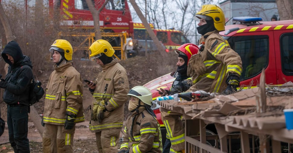Piano Trump, Rubio: le parti accettino condizioni difficili. Raid russo a Ternopil, ancora 22 dispersi