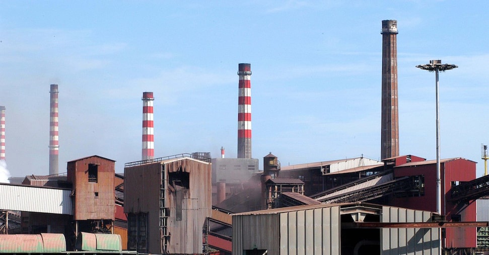 Ex Ilva, AdI avvia procedura licenziamento collettivo per l’80% dei dirigenti Ex Ilva, AdI avvia procedura licenziamento collettivo per l’80% dei dirigenti