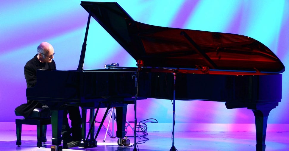 Al Teatro Dal Verme il compositore e pianista Ludovico Einaudi