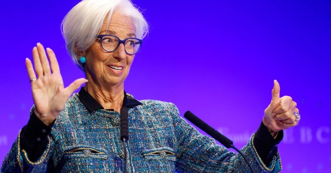 Il Presidente della Banca Centrale Europea Christine Lagarde tiene il suo discorso di apertura alla Settimana dell'Eurofinanza, una conferenza finanziaria annuale di una settimana a Francoforte, Germania, 21 novembre 2025. REUTERS/Heiko Becker