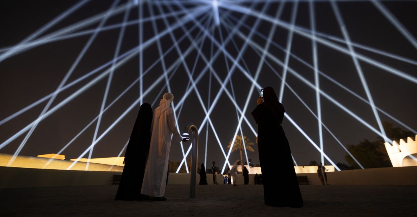 Manar Abu Dhabi, la luce bussola nel Golfo