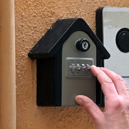 KEYBOX  B&B  AFFITTI   BREVI