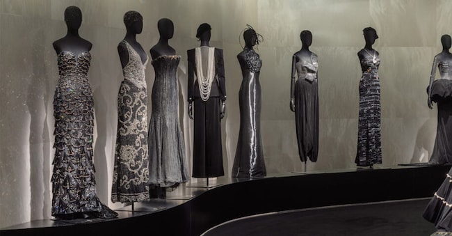 La mostra in corso all’Armani/Silos sui 20 anni della linea di alta moda Armani Privé