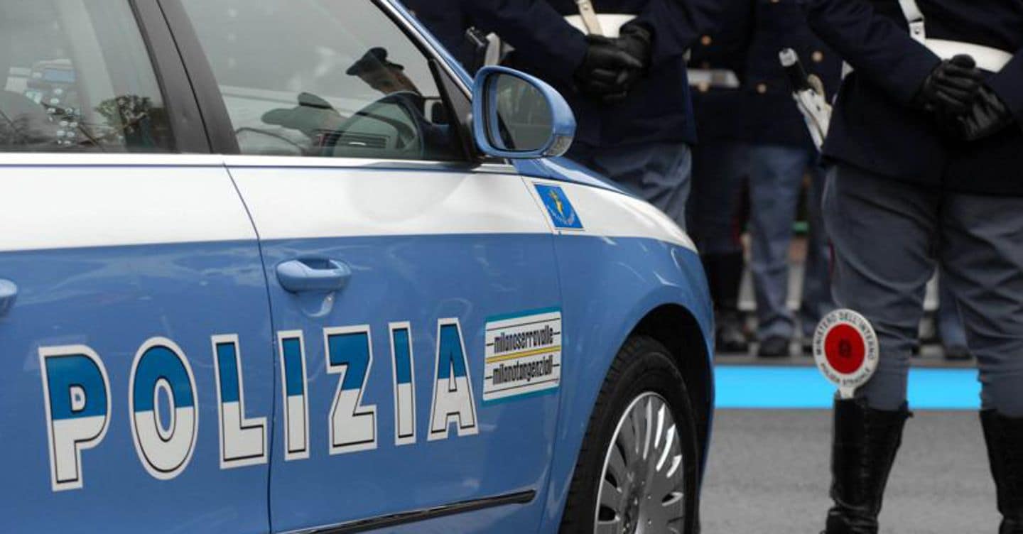 https://i2.res.24o.it/images2010/S24/Documenti/2025/12/02/Immagini/Ritagli/POLIZIA_IMAGOECONOMICA-U18545157512ldN-1440x752@IlSole24Ore-Web.jpg