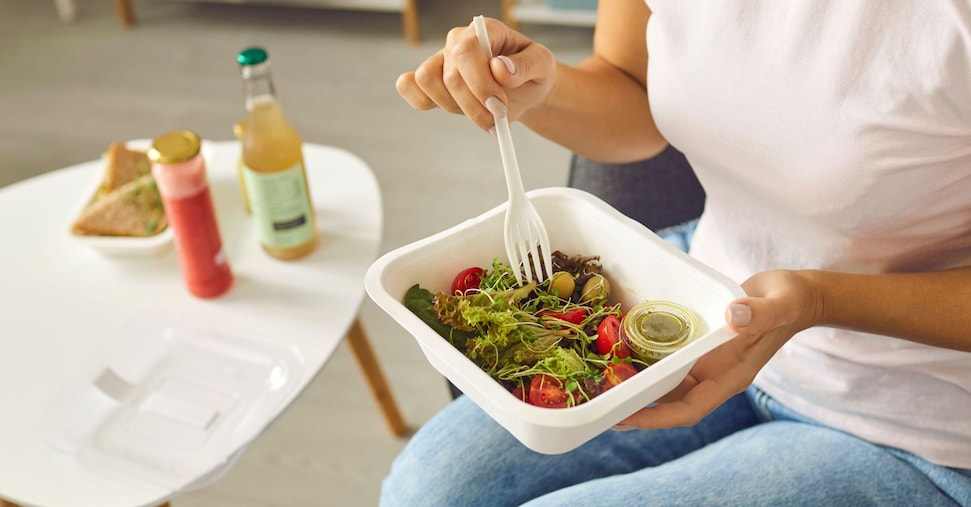 La “schiscetta” a pranzo fa risparmiare 3.200 euro all’anno