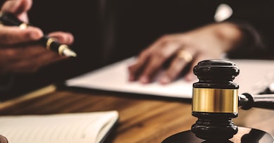 tribunal and justice concept, Consultation with insurance lawyer and customer