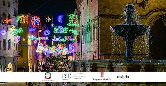 Inaugurazione luminare di natale di Paladino in corso Vannucci a Perugia