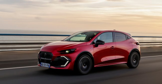 La sesta generazione di Renault Clio con motori ibridi e Gpl 
