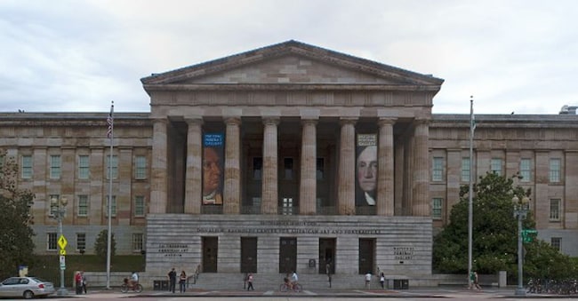 L’edificio principale dello Smithsonian American Art Museum condiviso con la National Portrait Gallery