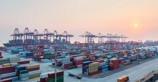 Shanghai port 
