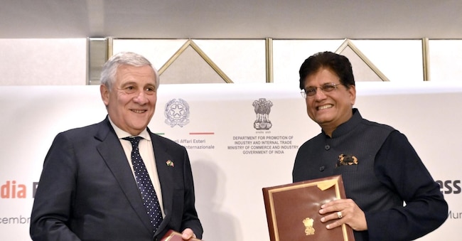 Il ministro degli Esteri Antonio Tajani con Piyush Goyal, ministro dell’Industria e del Commercio durante una conferenza stampa in occasione del business forum Italia-India, Mumbai, India, 11 dicembre 2025. ANSA/ALESSANDRO DI MEO// Foreign Minister Antonio Tajani with Piyush Goyal, Minister of Industry and Commerce, during a press conference on the occasion of the Italy-India Business Forum, Mumbai, India, 11 December 2025. ANSA/ALESSANDRO DI MEO