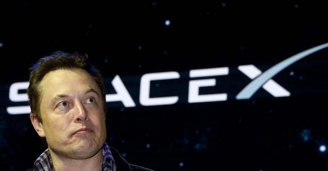 Elon Musk   EPA/PAUL BUCK