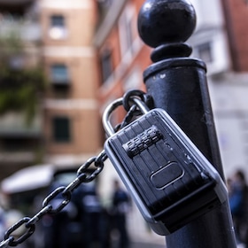 immagine non disponibile