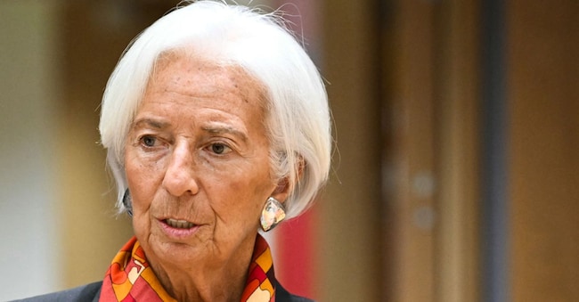 La presidente della Bce Christine Lagarde alla riunione dell’Eurogruppo, l’11 dicembre 2025.   NICOLAS TUCAT / AFP