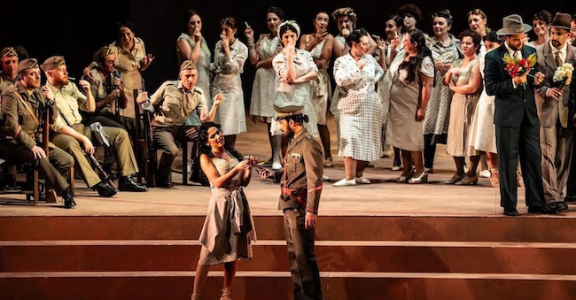 La Carmen di Bizet in scena al Petruzzelli di Bari (foto di Clarissa Lapolla)