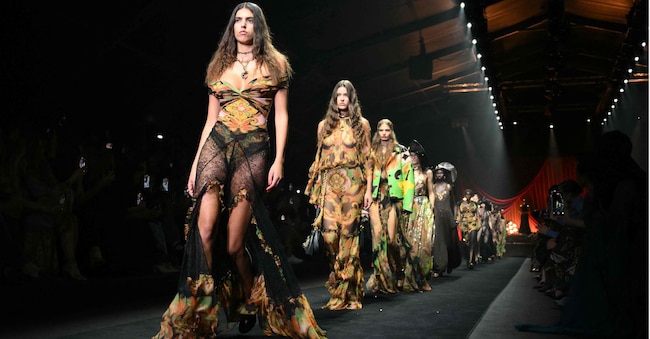 Models walk the runway during the Etro collection show at Milan's Fashion Week Womenswear Spring / Summer 2026, on September 25, 2025 in Milan. (Photo by Marco BERTORELLO / AFP)