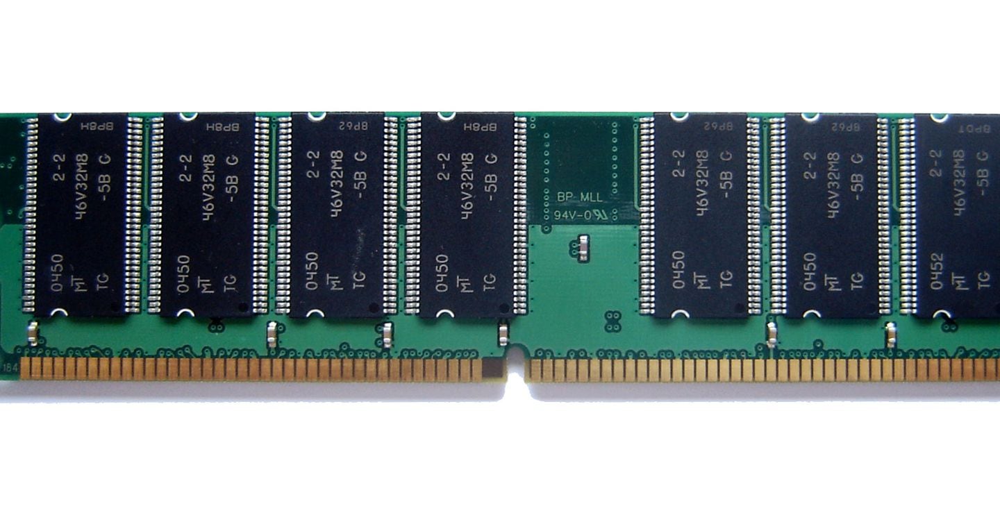 La crisi delle RAM: come l’intelligenza artificiale ha fatto lievitare i prezzi dei computer