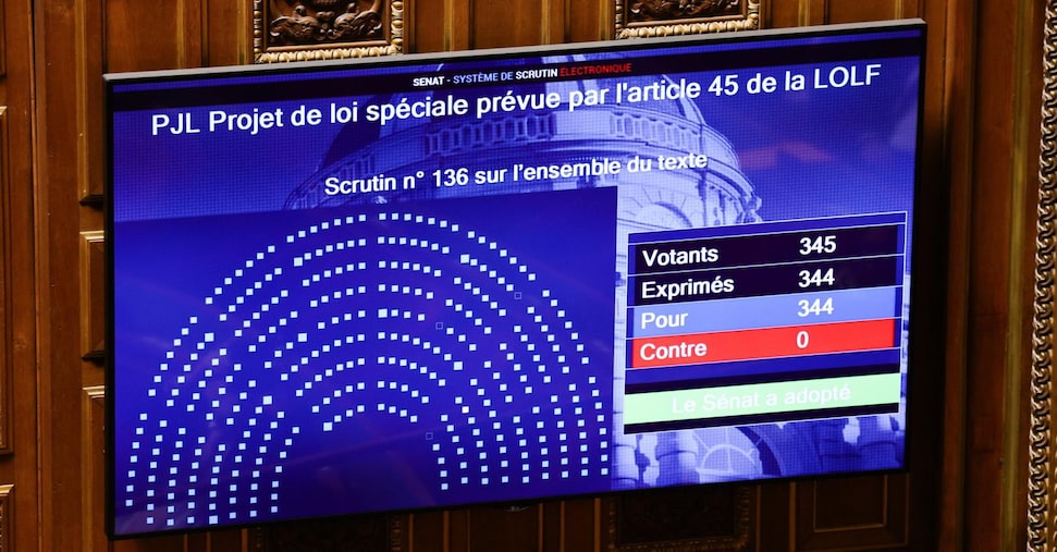 Francia senza bilancio, Parlamento approva legge d’emergenza