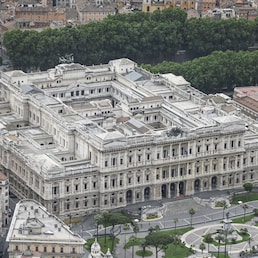 FOTOGRAFIE EFFETTUATE DALL’ELICOTTERO POLI 114 DELLA POLIZIA DI STATO 1° REPARTO VOLO
PALAZZO DI GIUSTIZIA,PIAZZA CAVOUR
PANORAMICA AEREA PANORAMICHE AEREE DI ROMA
PALAZZACCIO PIAZZA CAVOUR CORTE SUPREMA DI CASSAZIONE