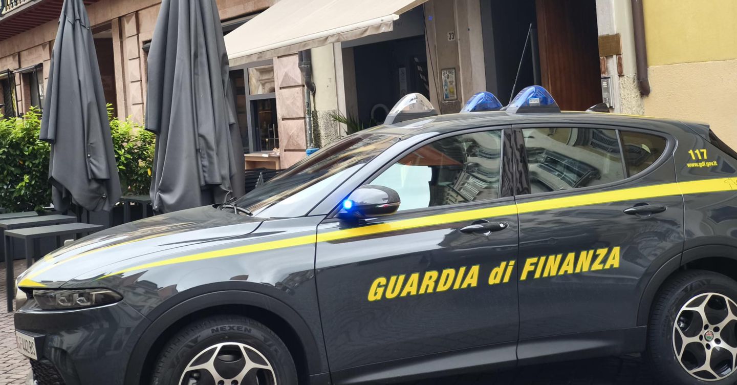 Sette milioni di finanziamenti ad Hamas: 9 arresti a Genova. C’è anche il presidente dei palestinesi in Italia