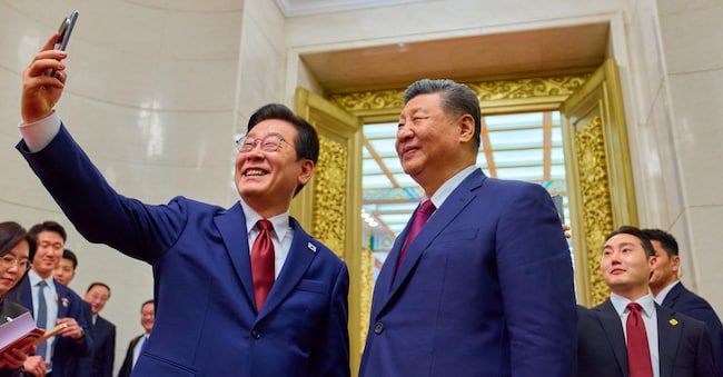 Il presidente sudcoreano Lee Jae Myung e quello cinese Xi Jinping