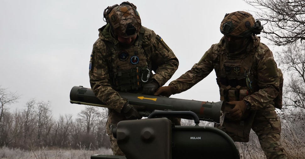 Ucraina, oggi a Parigi riunione dei Volenterosi. Nella notte 129 droni sulla città russa di Tver