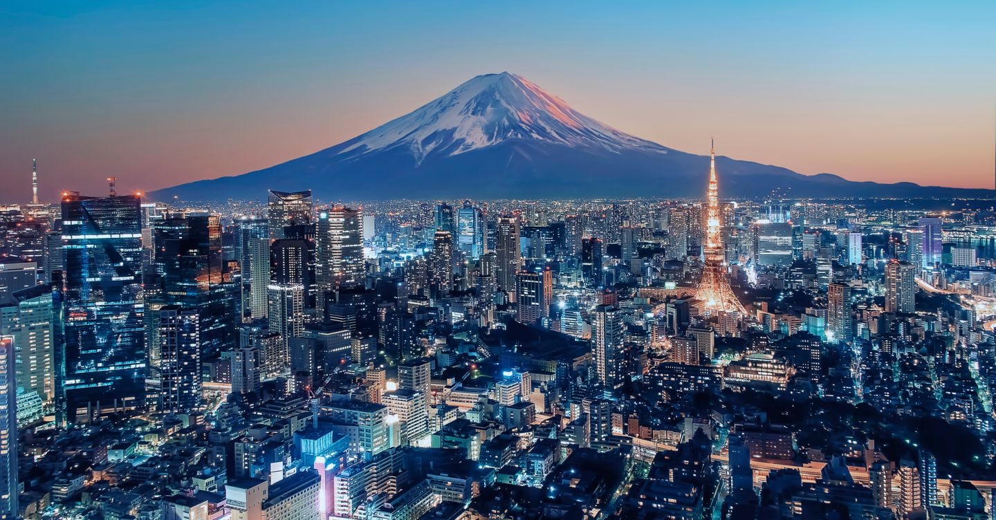 Tokyo da assaporare tra whisky, sushi e bar con vista