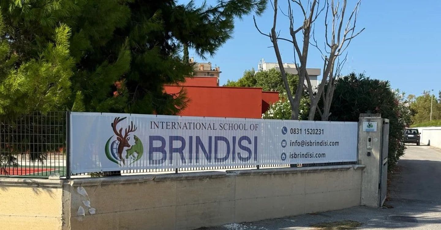 https://i2.res.24o.it/images2010/S24/Documenti/2026/01/09/Immagini/Ritagli/The-International-School-of-Brindisi-U48217282834NuL-1440x752@IlSole24Ore-Web.jpg