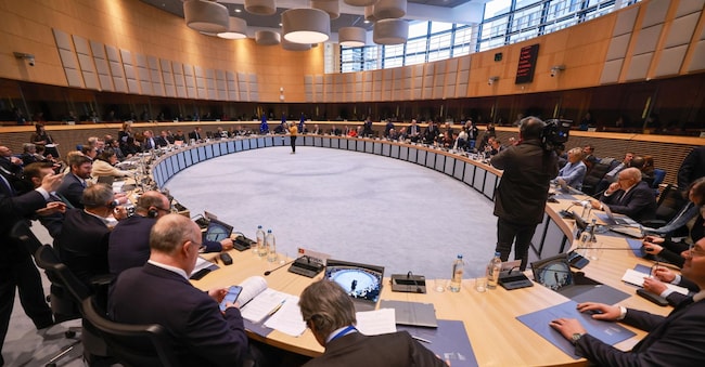 La riunione dei ministri dell'agricoltura dell'Ue ospitata dalla Commissione europea presso la sede del Berlaymont, a Bruxelles, in Belgio, il 7 gennaio 2026. 