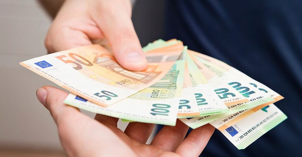 Parità retributiva, è conto alla rovescia per le aziende