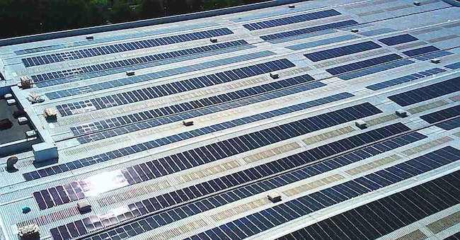 Un impianto solare legato a comunità energetica