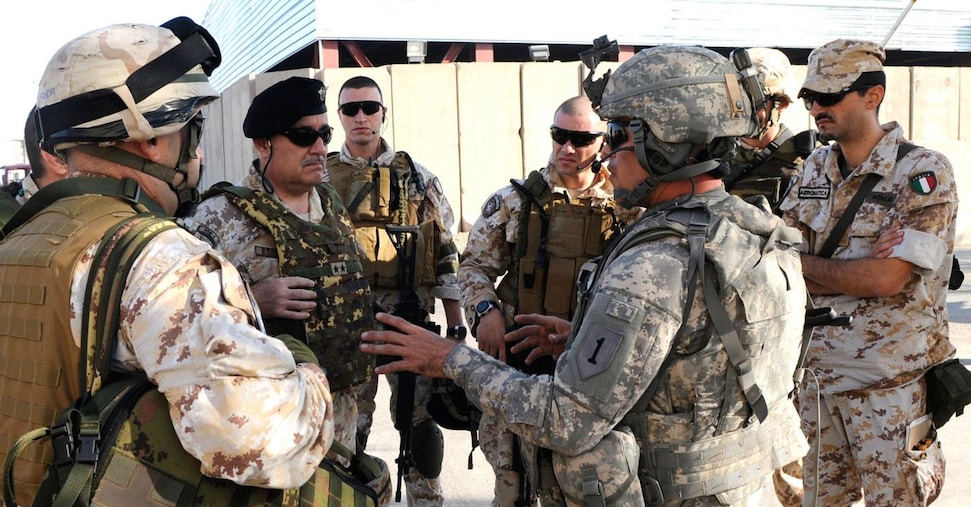 Iran, misure a tutela di oltre 900 militari italiani: dall’Iraq al Kuwait, ecco le missioni coinvolte