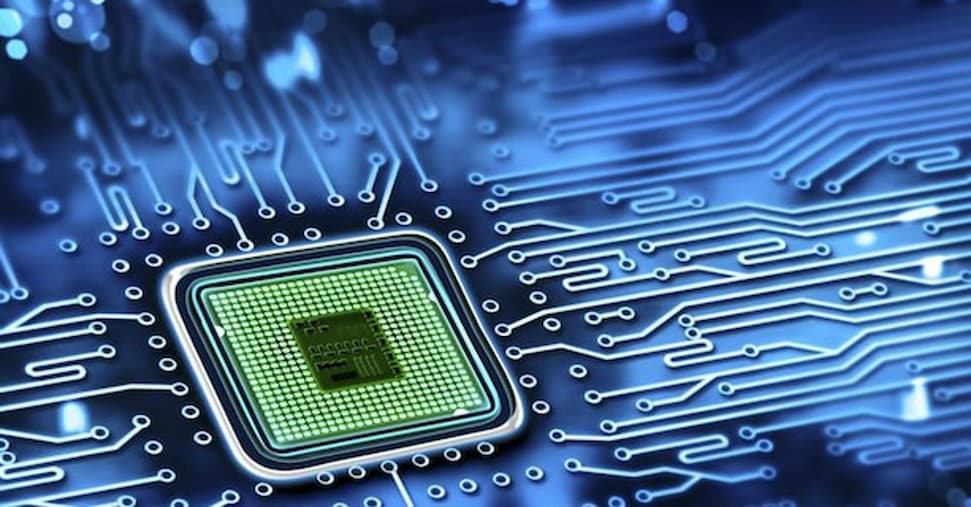 Usa, Trump impone dazi del 25% sulle importazioni di chip avanzati per il calcolo