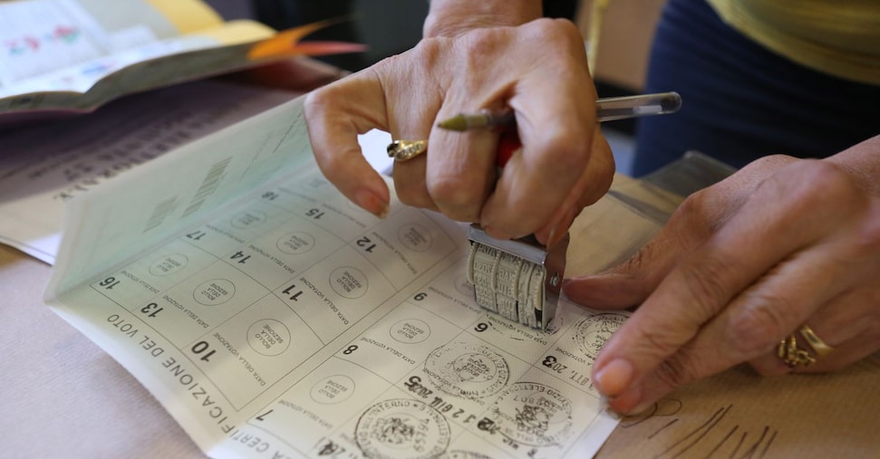 Anagrafe, in arrivo la tessera elettorale digitale e la carta d’identità semplificata per over 70