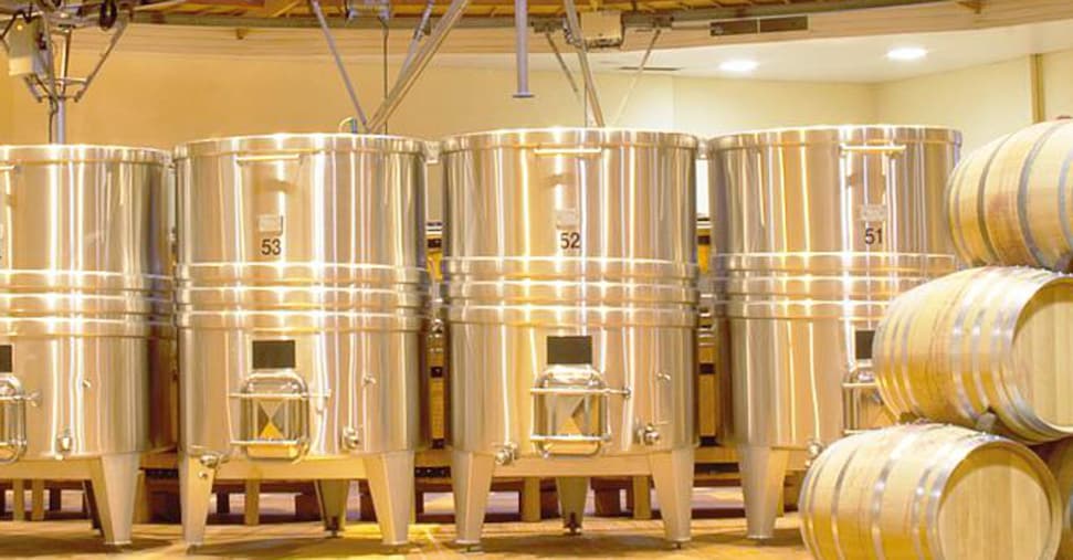 La Francia tenta di addolcire la crisi dei vini rossi con lo zucchero d’uva