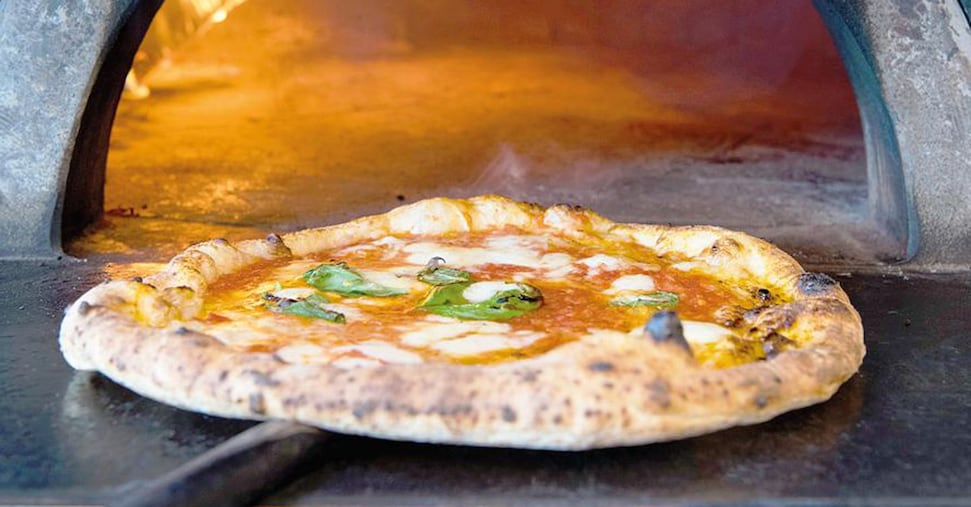 World pizza day, tutti i volti del successo (anche economico) di un’icona del made in Italy