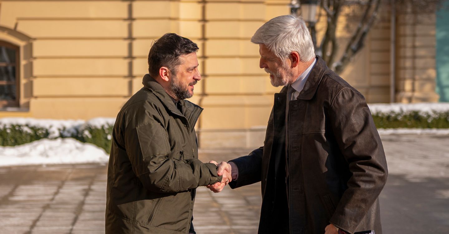 Trump: Zelensky è un ostacolo. Pavel: Kiev dovrà fare concessioni, per la pace