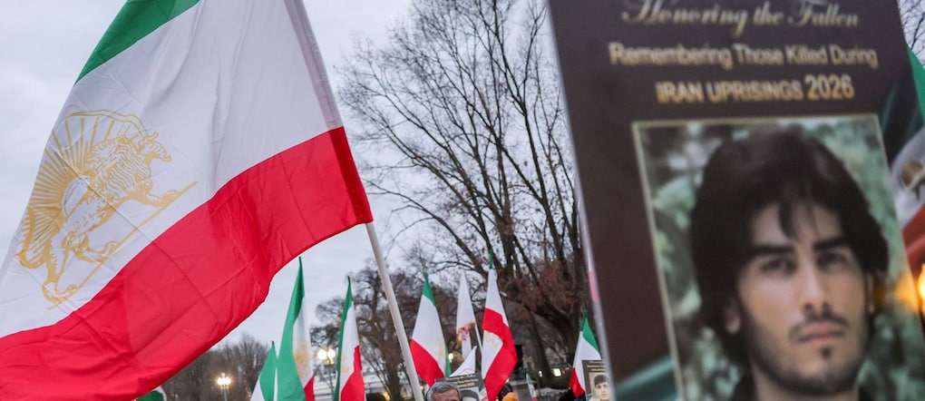 People rally and hold a vigil to honor those killed during the nationwide protests in Iran, outside the White House in Washington, D.C., U.S., January 16, 2026. REUTERS/Kylie Cooper
