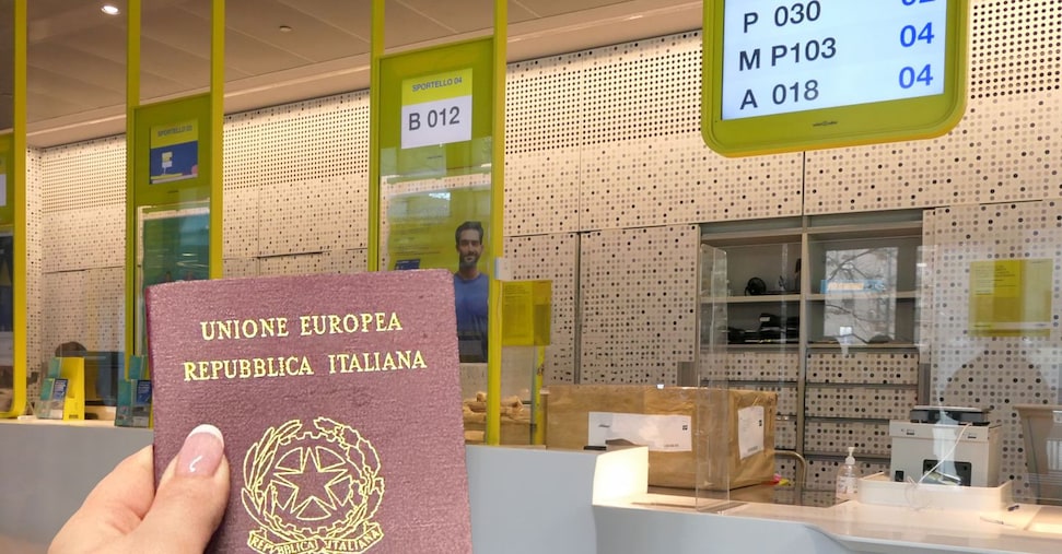 Passaporto negli uffici postali, servizio sempre più capillare: ora disponibile in 4.500 sedi. Richieste a quota 145mila Passaporto negli uffici postali, servizio sempre più capillare: ora disponibile in 4.500 sedi. Richieste a quota 145mila