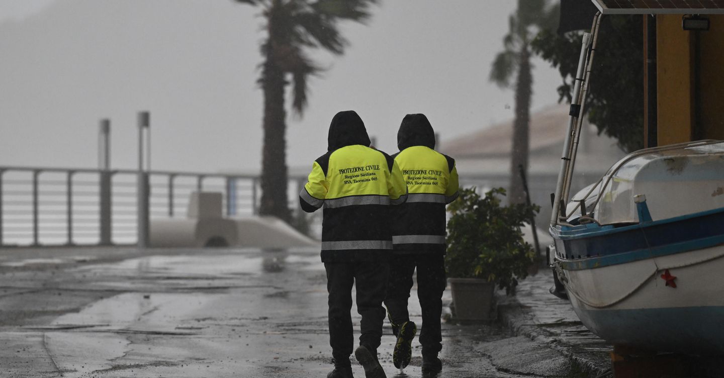 Ciclone Harry: allerta rossa e disagi in Sardegna, Sicilia e Calabria con piogge record e venti oltre 110 km/h