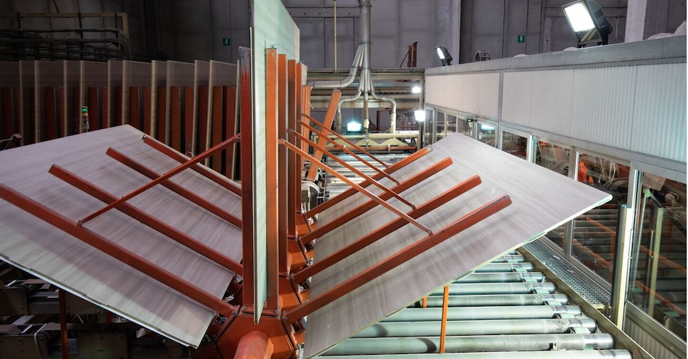 Saviola, finanziamento da 200 milioni per rafforzare la produzione Saviola, finanziamento da 200 milioni per rafforzare la produzione