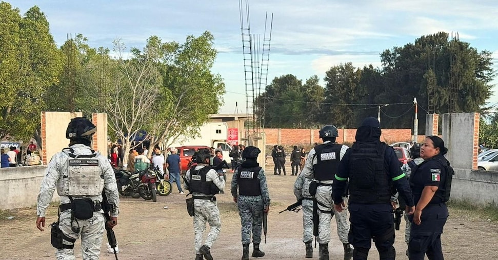 Messico: spari in un campo da calcio, 11 morti e 12 feriti